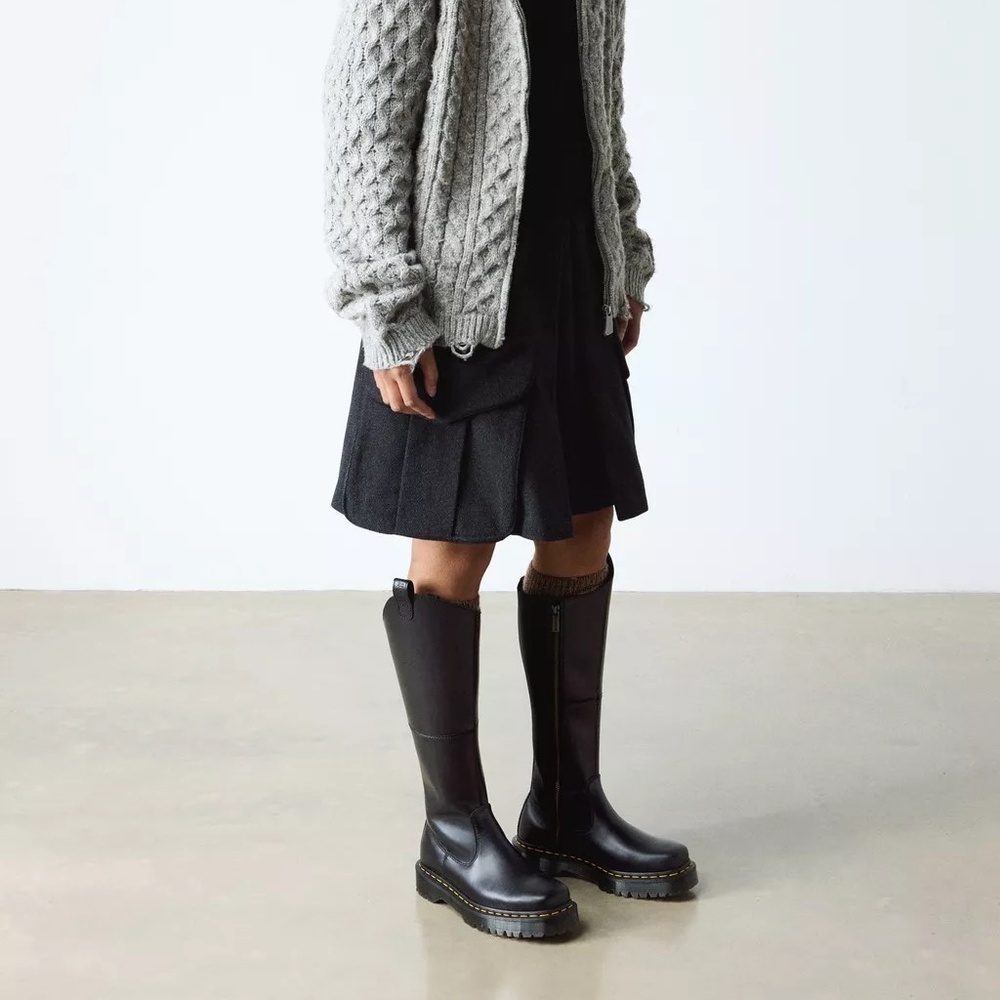 Dr. Martens AMAAYAH KNEE HIGH LEATHER BOOTS